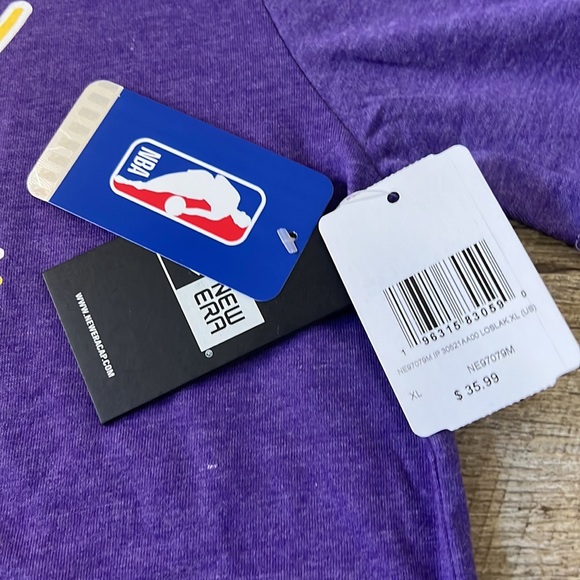 NWT Los Angeles Lakers T-Shirt Size XL - Picture 3 of 4